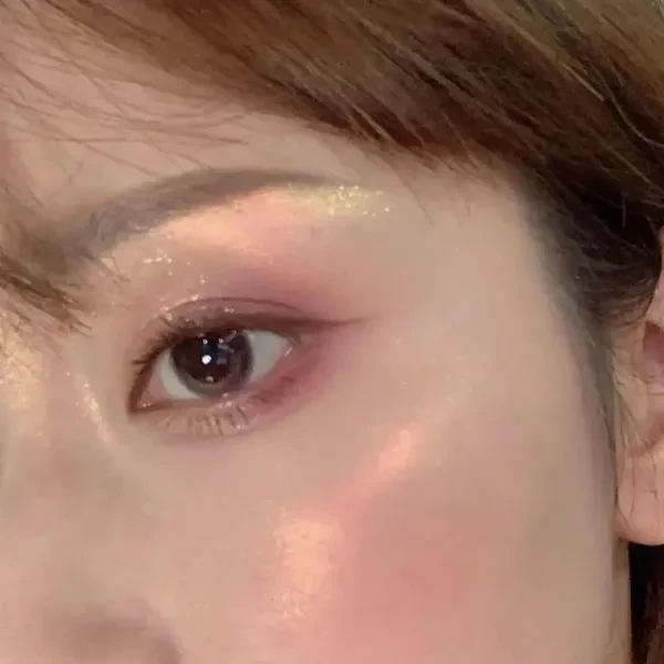Waterproof Non-Irritating Shimmer Pearlescent Makeup Eye Grooming Eyeshadow Glit
