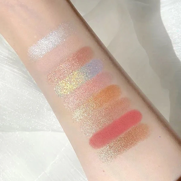 Nine Colors Water Proof Long Lasting Non-Smudge Matte Glittery Eyeshadow Palette