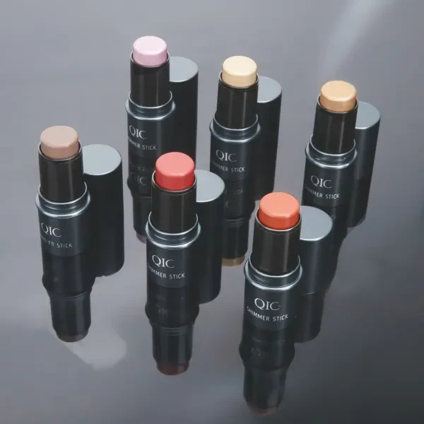 Shimmer Stick 02 - Women's Highlighter for Face Makeup (Plastic)