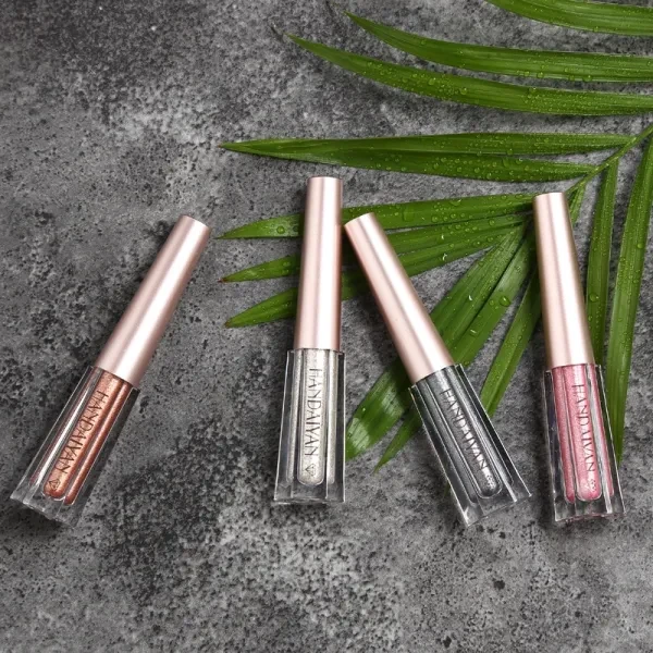 Shimmering GoldLiquid Eye Glitter for Glammed-Up Eyes!