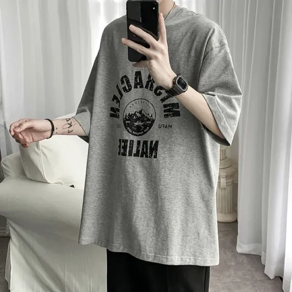 Letters Print Loose Design Half Sleeves Men T-Shirt Versatile Round Neck Casual