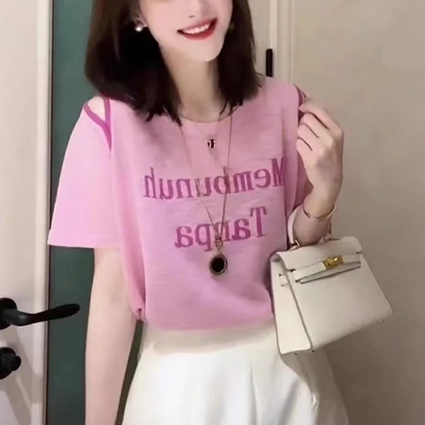 Stylish Pink T-Shirt with Letter Print - Perfect for Casual Wear