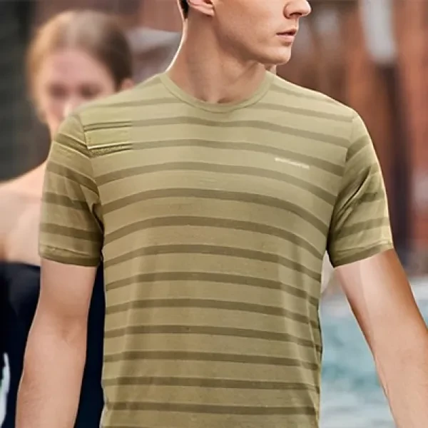 Red Stripes Men's Short Sleeve T-Shirt for Fashionable Summer Wear