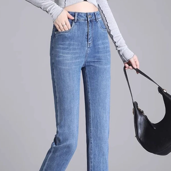 Women's Denim High Waist Button Closure Pant Jeans in Solid Blue
