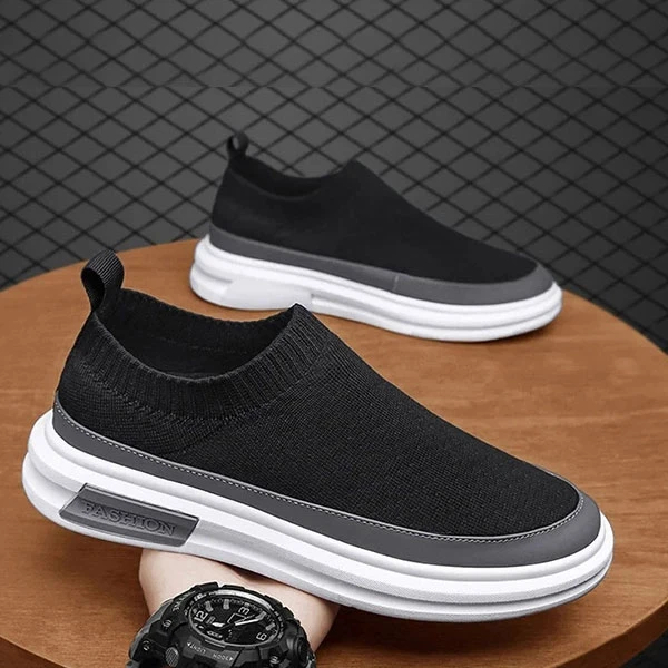 Black Color Breathable Slip-On Knitted Loafers Casual Wear Men Fashionable Flat