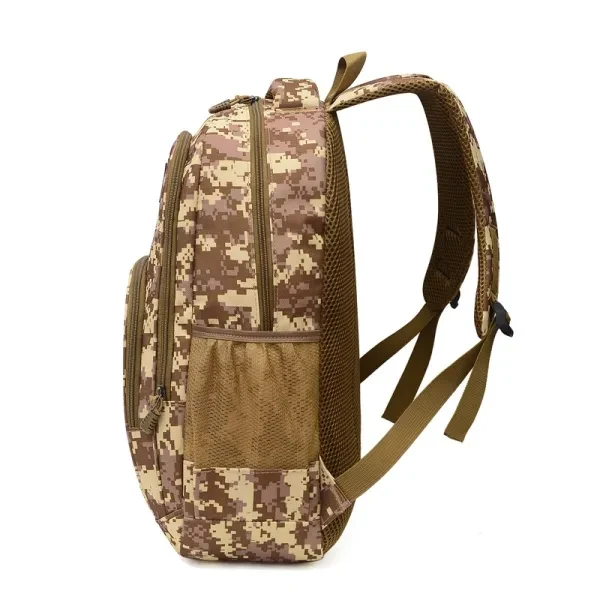 Stylish Camo Backpack with Large Capacity Stylish Camo Backpack with Large Capac