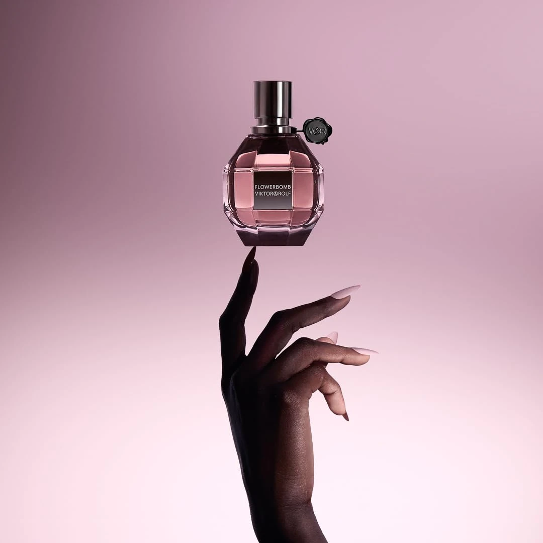 Viktor & Rolf Flowerbomb , Eau De Parfum Spray for Women, 3.4 Fl Oz