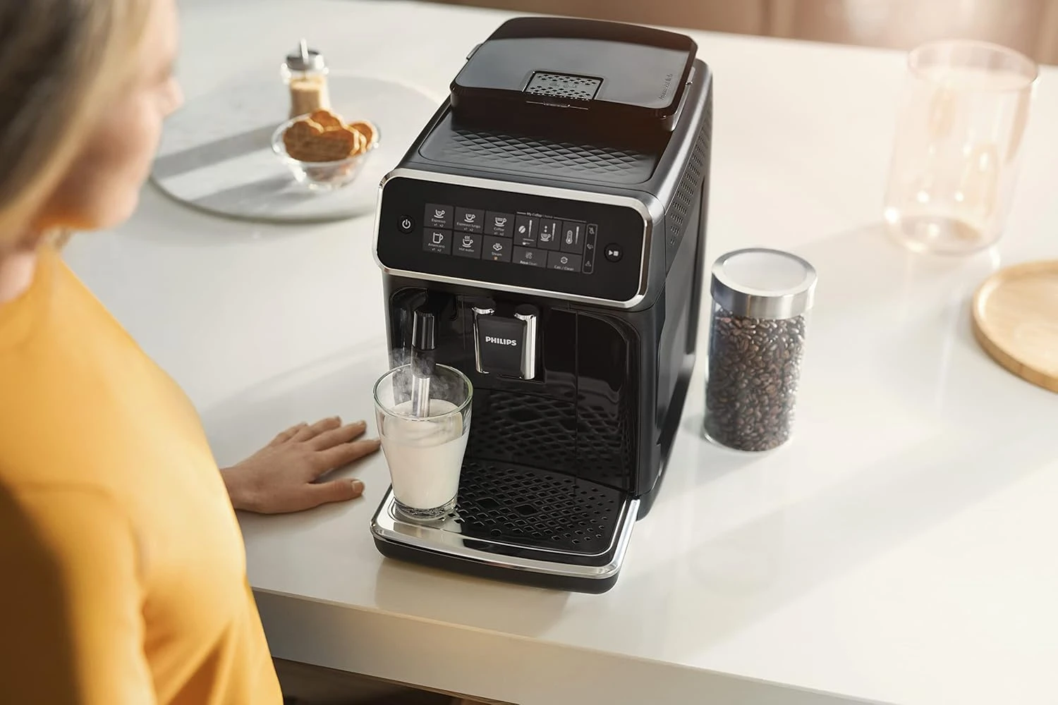 Philips Series 2200 Fully Automatic Espresso Machine - 1500W, 1.8L Water Capacit