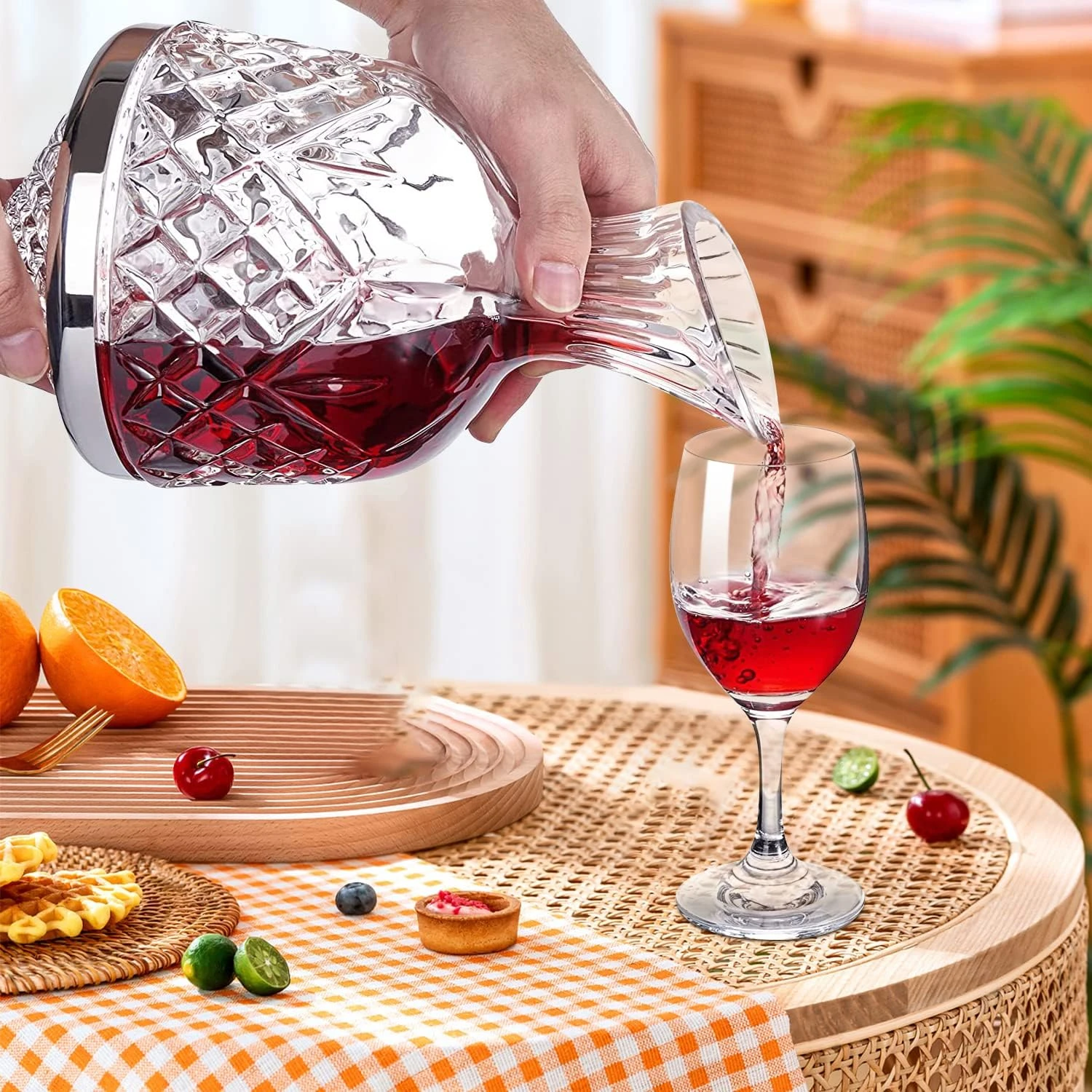 Paysky Wine Decanter 360°Rotating Luxurious Gift for Wine Lover ,Crystal Decante