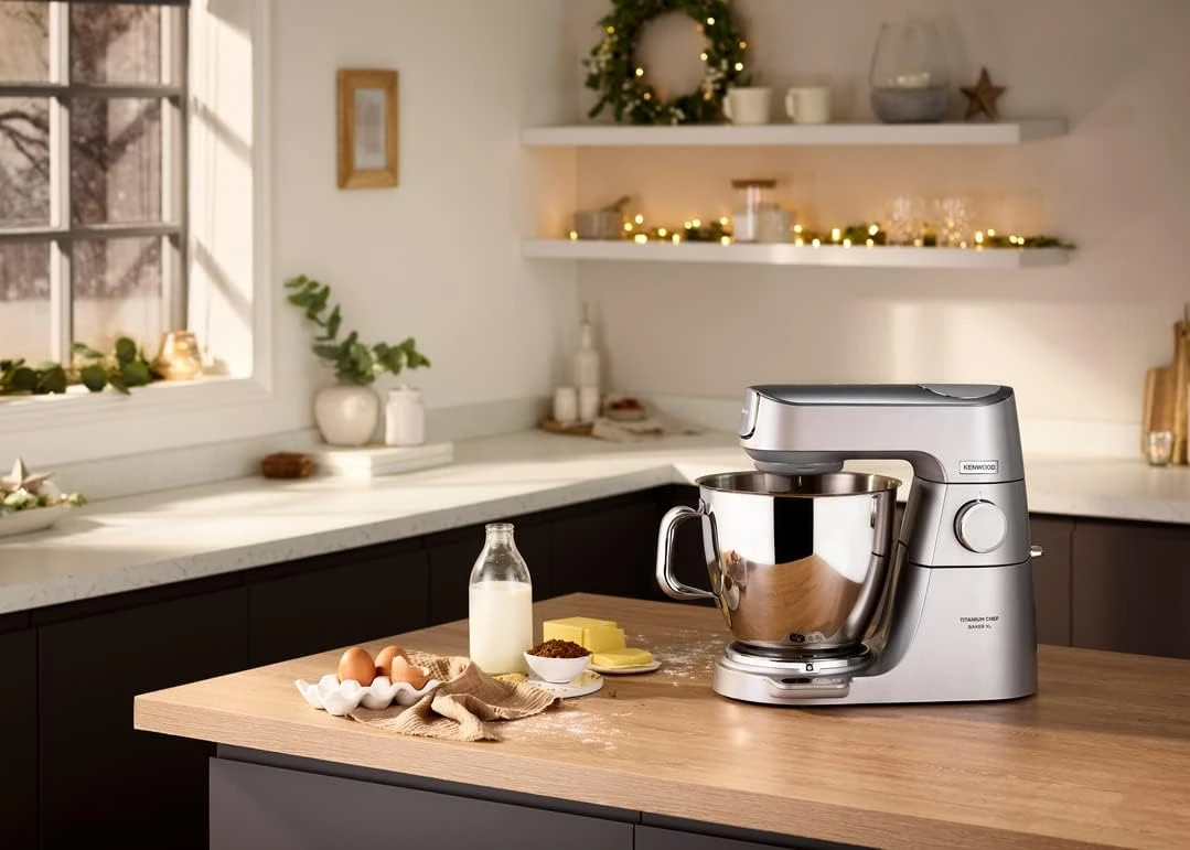 KENWOOD Metal Body Kitchen Machine TITANIUM CHEF BAKER XL with Built-in Weighing