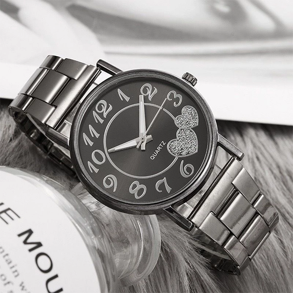 Fashion Metal Strap Quartz Watch (Men/Women)